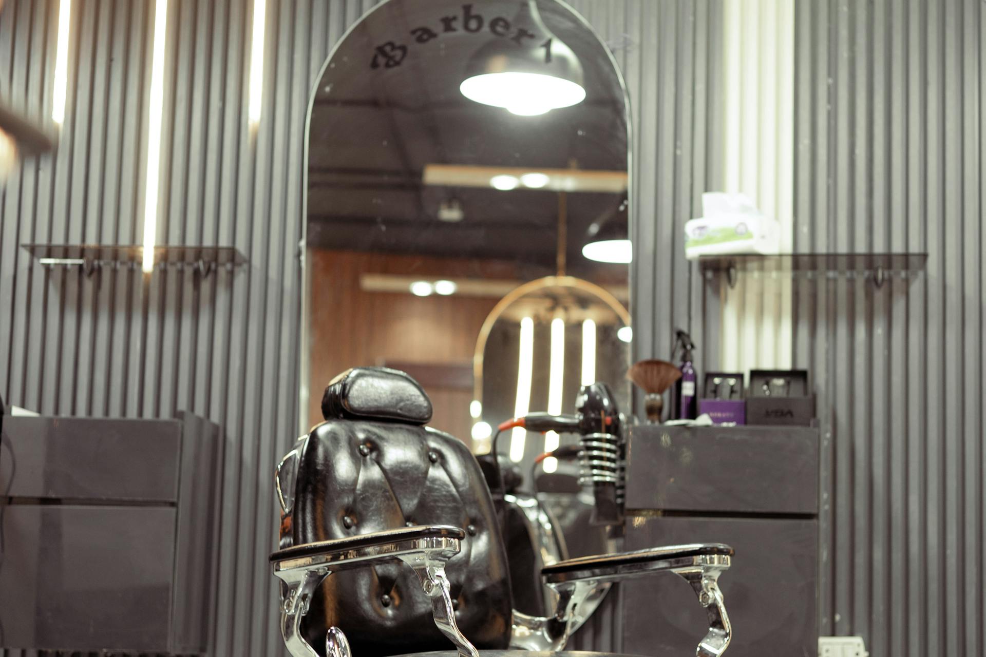 Vintage Pankhurst barber chair